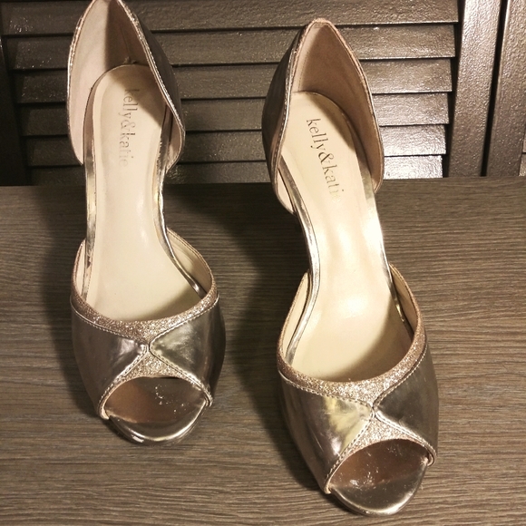 ❗SOLD❗Kelly & Katie | Gold Peep Toe 3" Glitter Heels - Picture 3 of 9